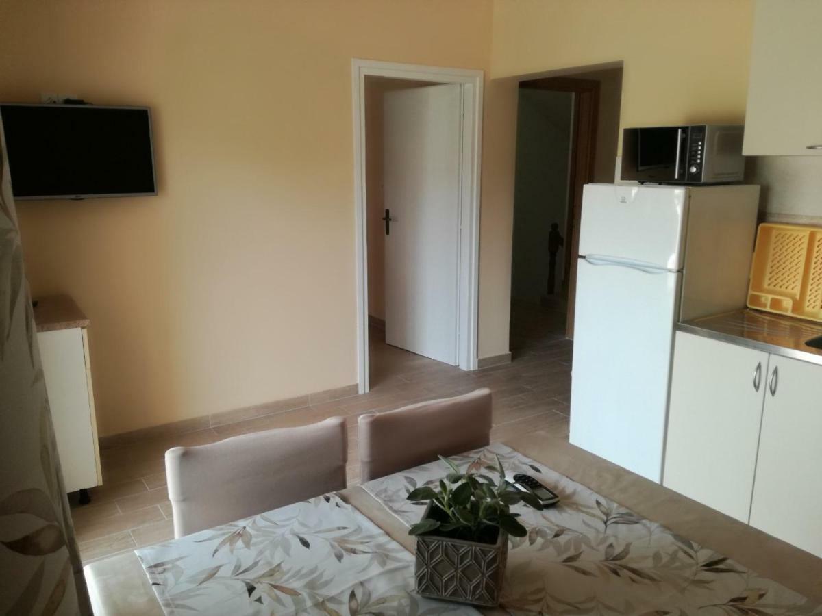 Feel Good Apartment Mundanije Ngoại thất bức ảnh